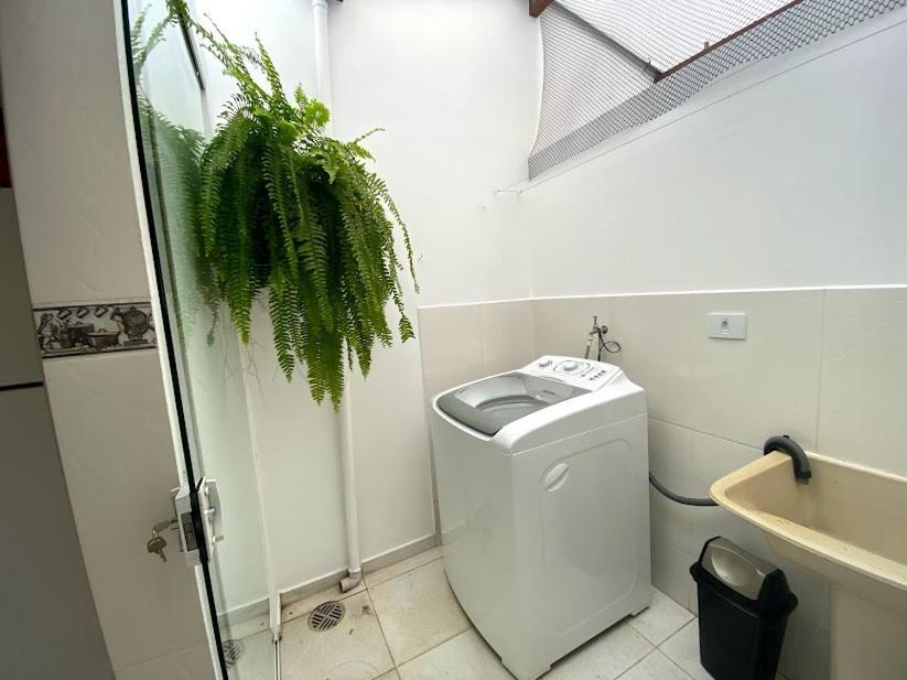 Loft Centro Com Ar Condicionado Charme & Aconchego Villa โบยตูวา ภายนอก รูปภาพ