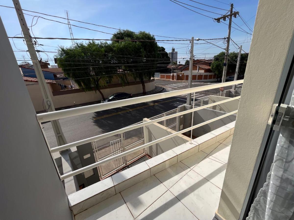 Loft Centro Com Ar Condicionado Charme & Aconchego Villa โบยตูวา ภายนอก รูปภาพ